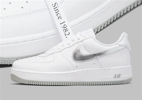 nike air force 1 low silver